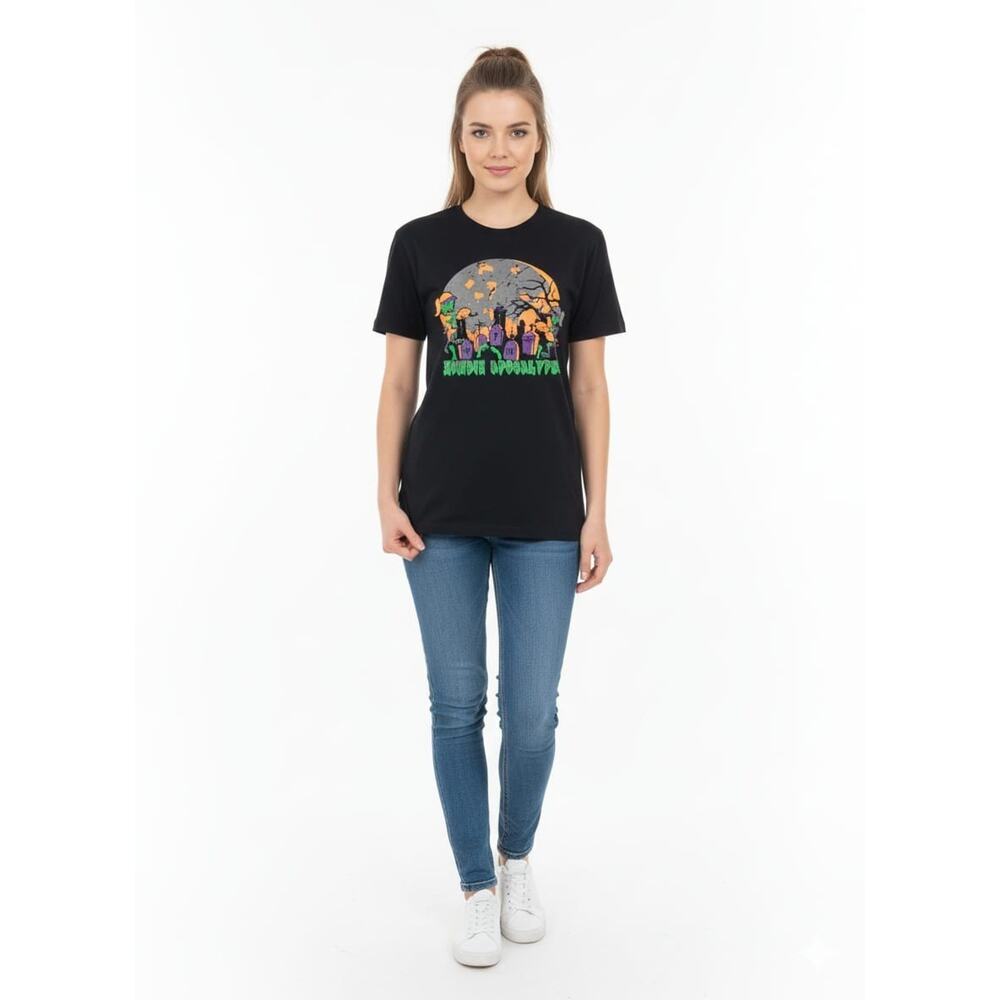 Gildan Women's T SHIRT ZOMBIE APOCALYPSE Theme Park Black Size Medium